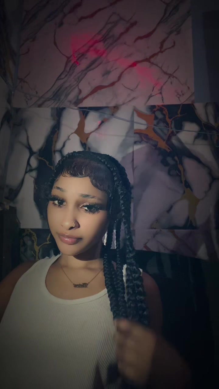 @Pretty_R🕷️