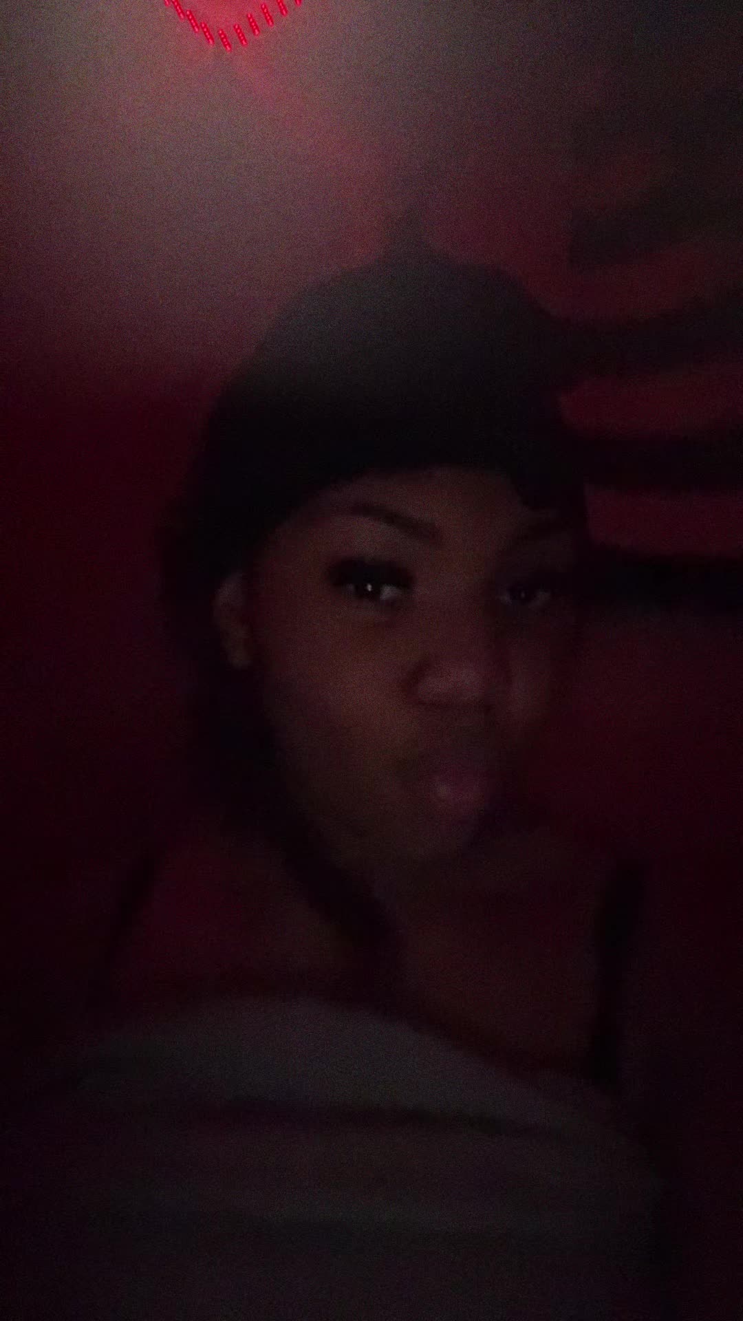 @1bratt.c