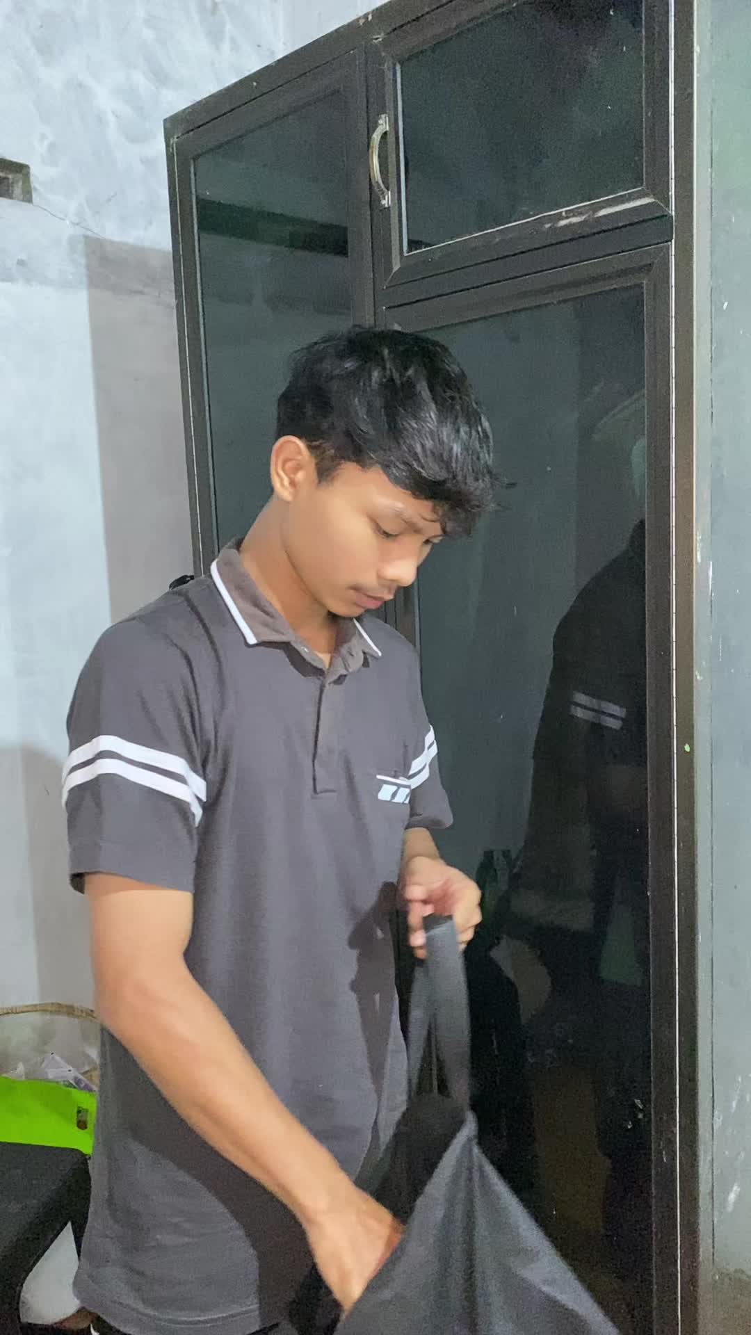 @Dhesra