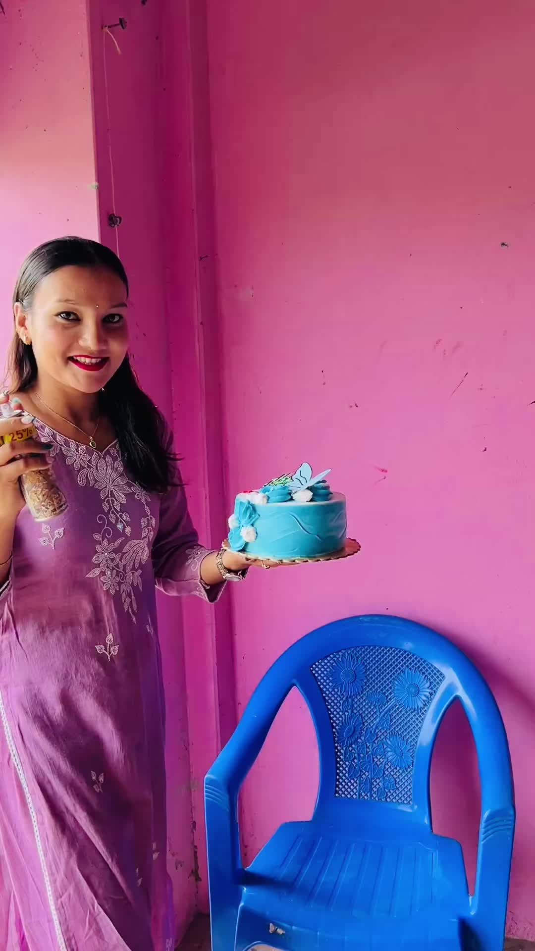 @Usha khadka🦋