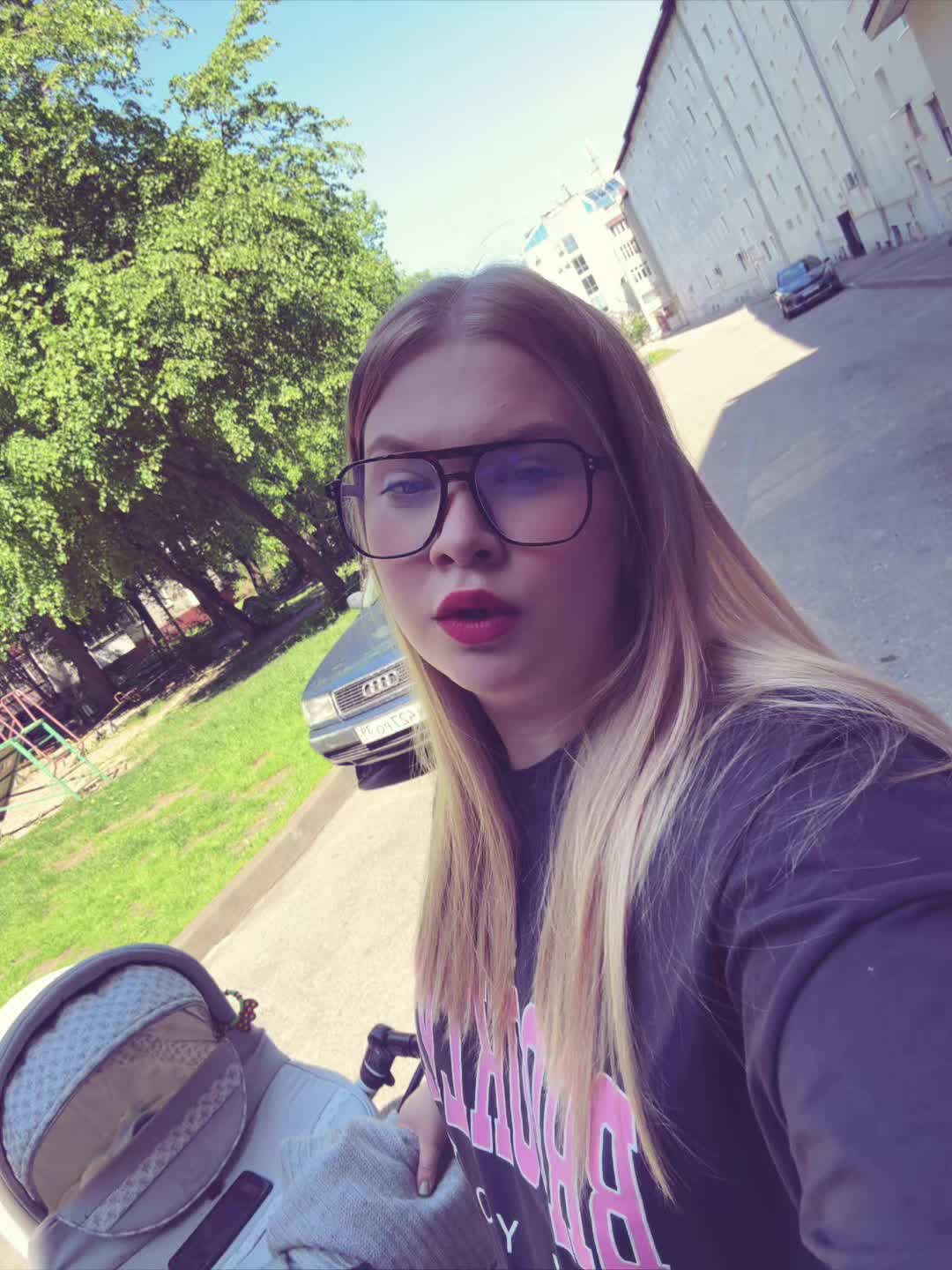 @Мама в 19💋