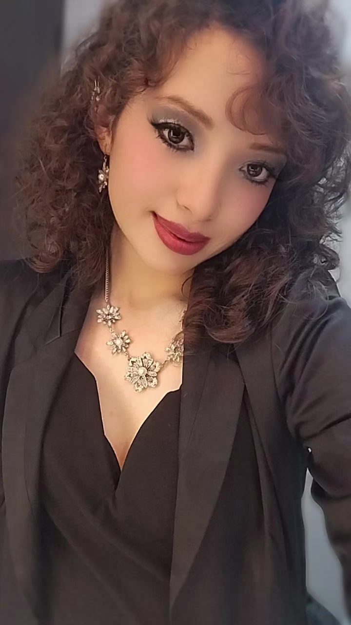 @💕Bella🪷🌻