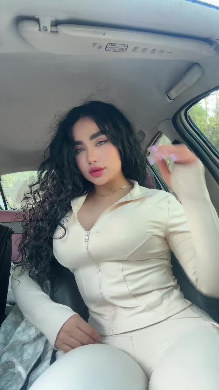 @sarehcurllly