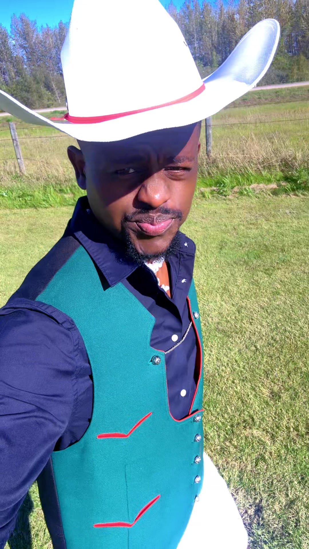 @KennyBizzoh(Mukamba Intl)
