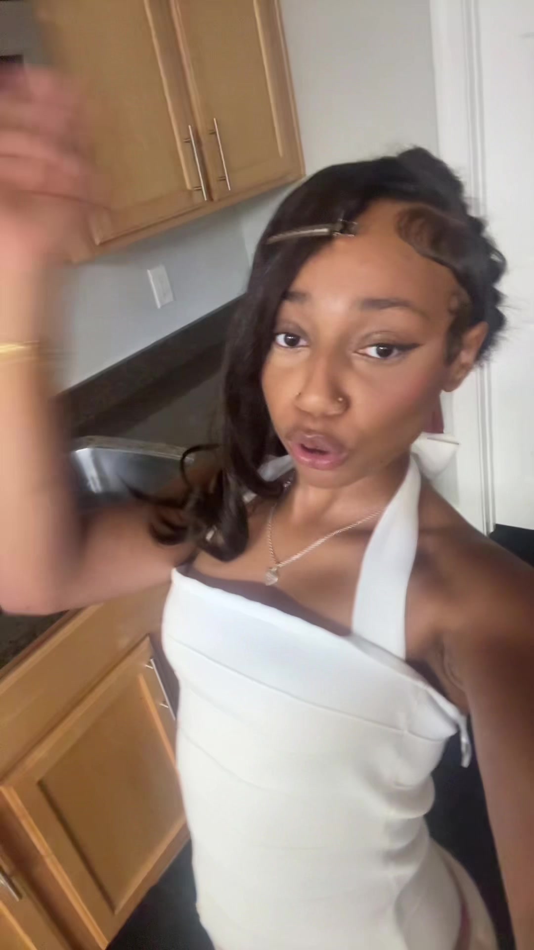 @Shania