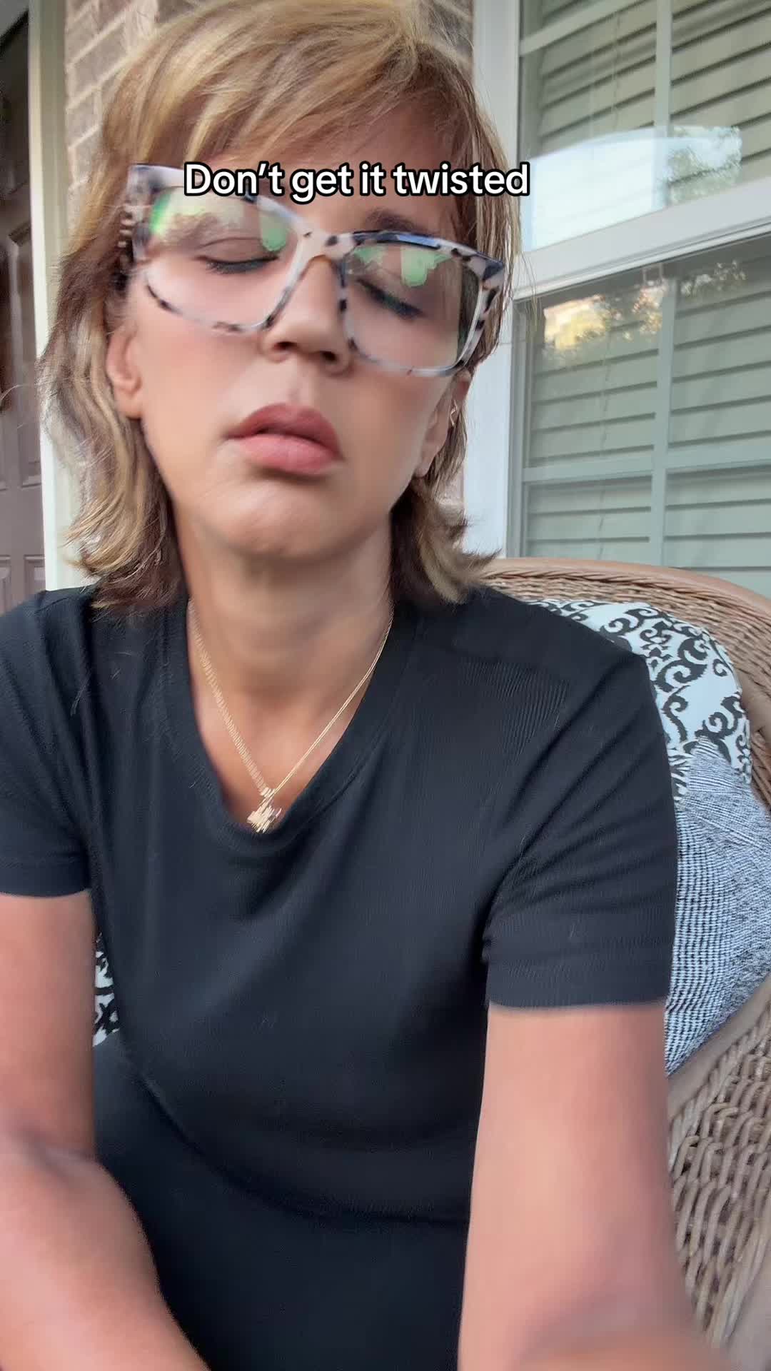 @Demi