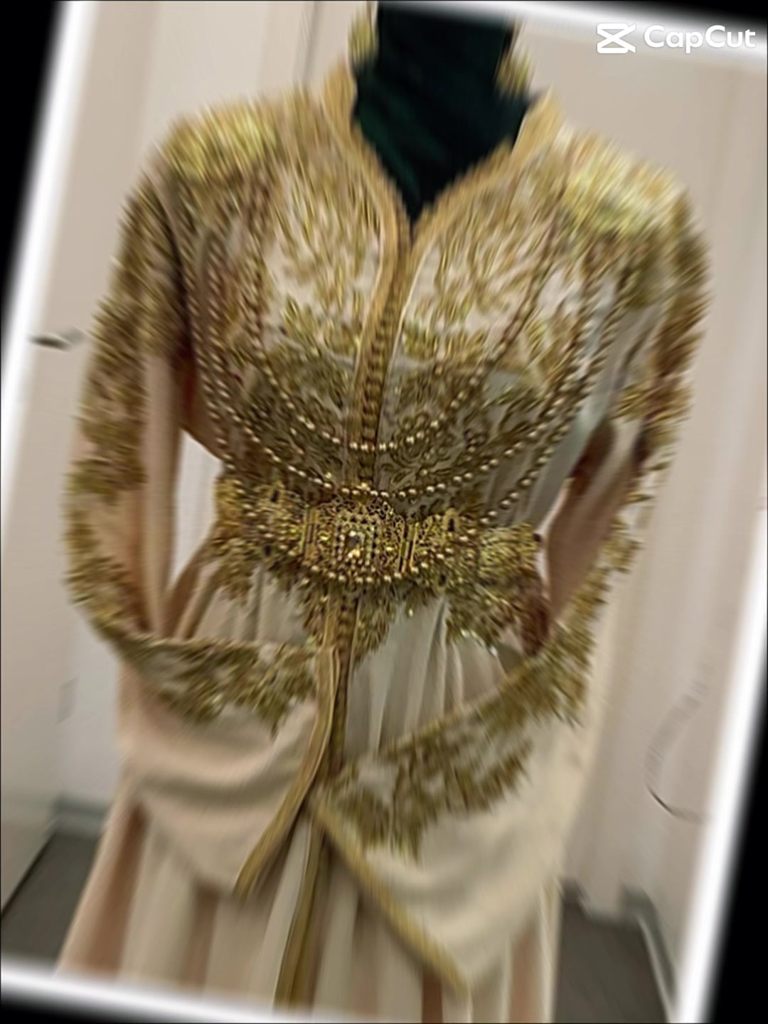 @Roby Caftan