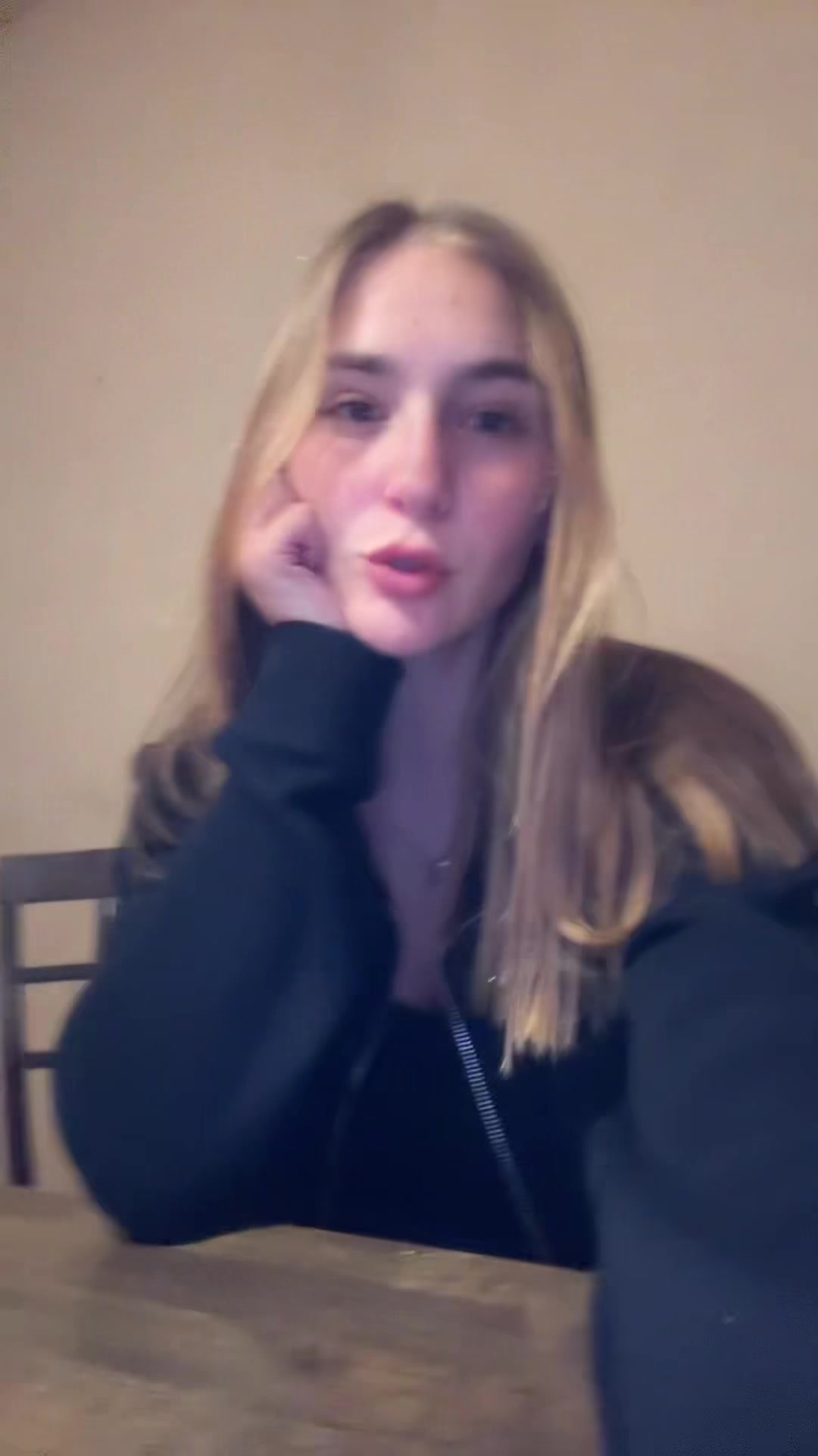 @julilacrra