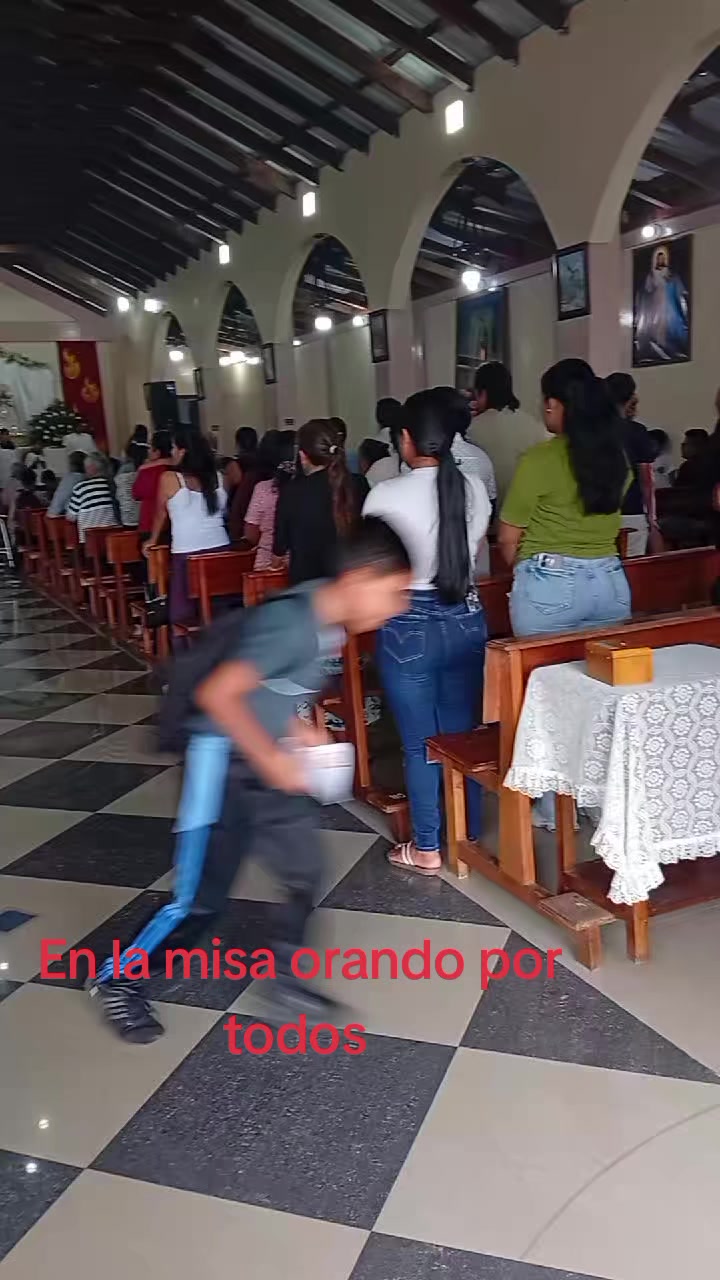 @Teresa Luzmila te sigue