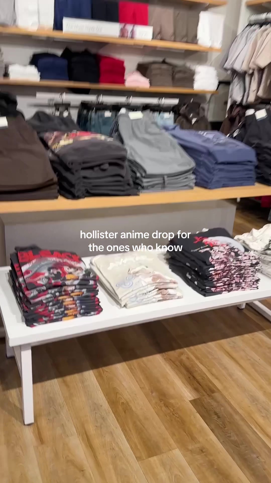 @hollister