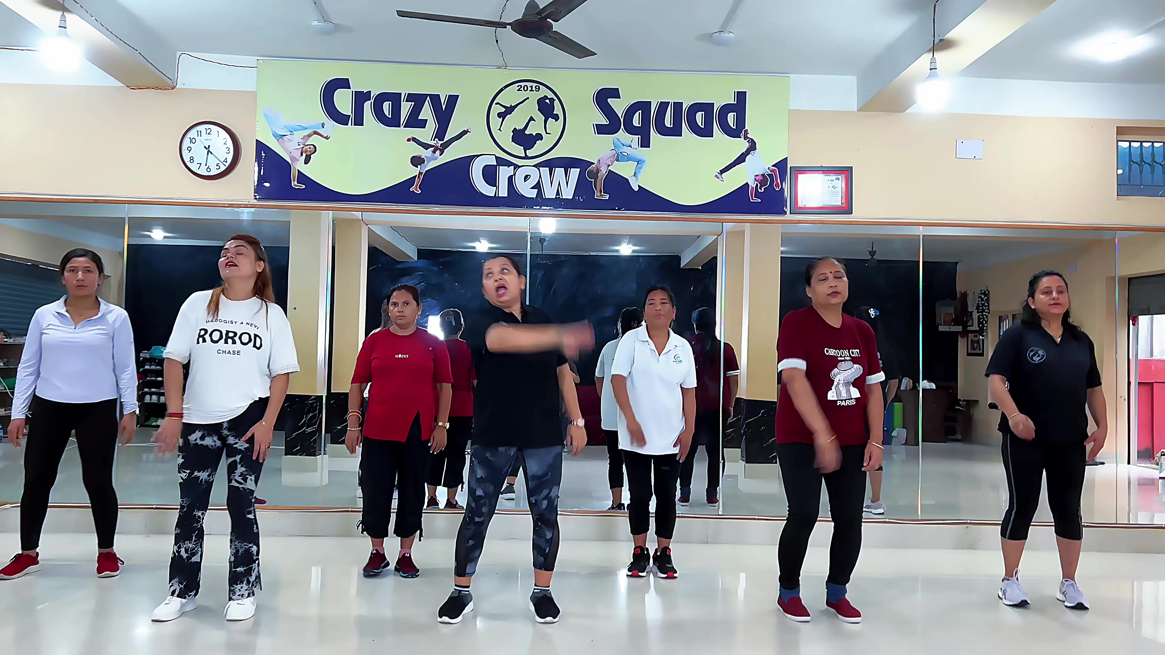 @Crazy Squad Crew