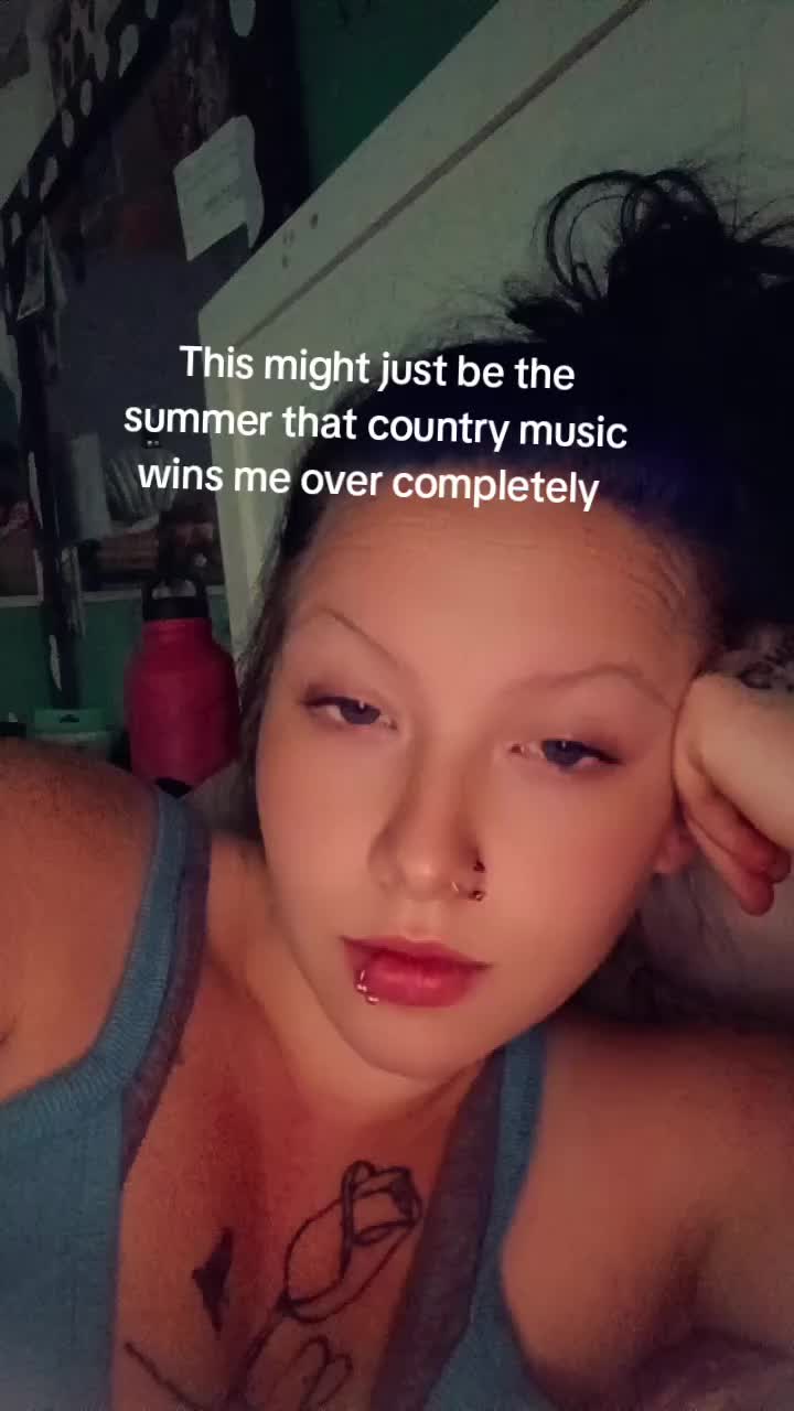 @Twisted_teen_momma22