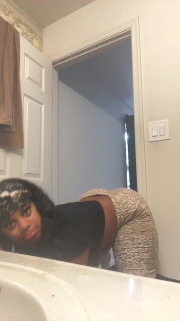 @icyworld8