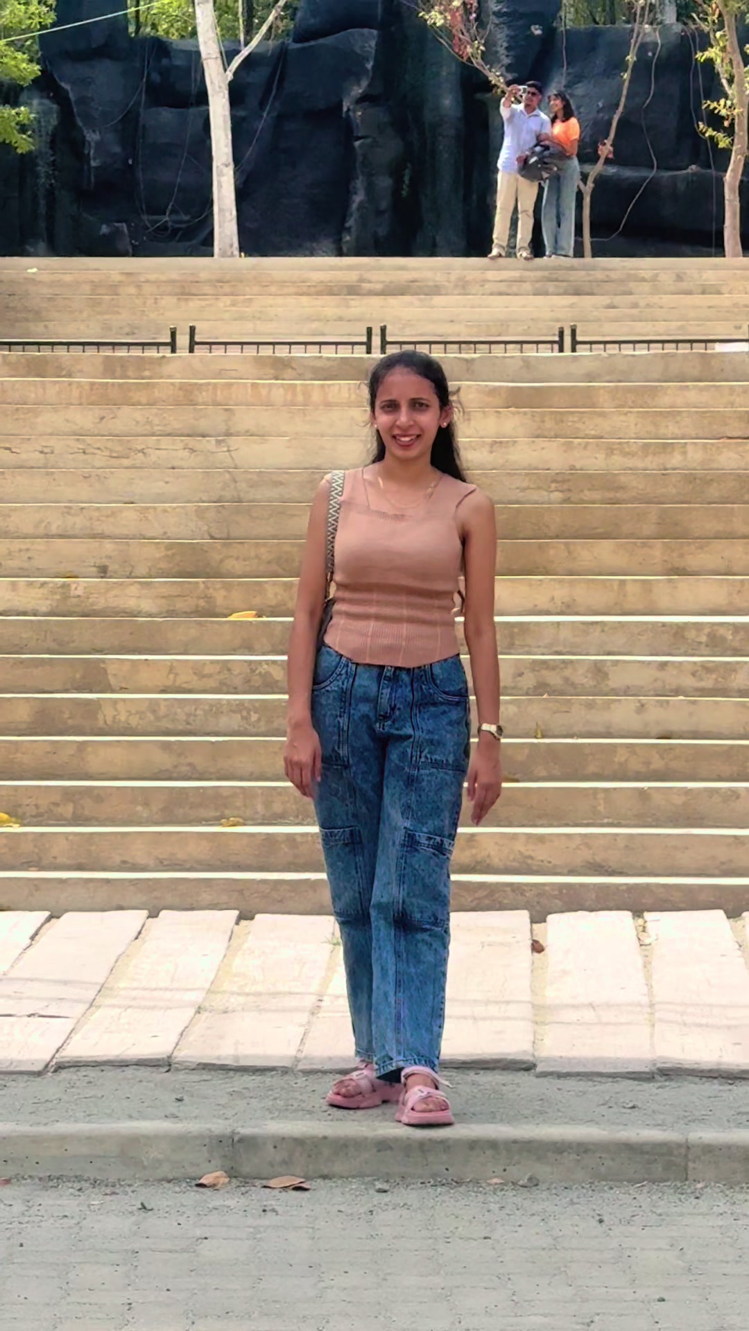 @🖤🤍 කළණි වීරරත්න 👩🏻🎓♥️