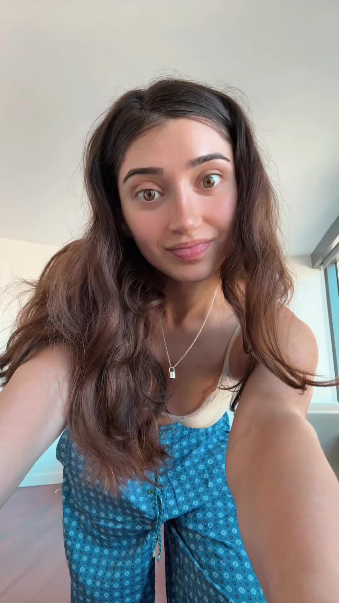@Sophia