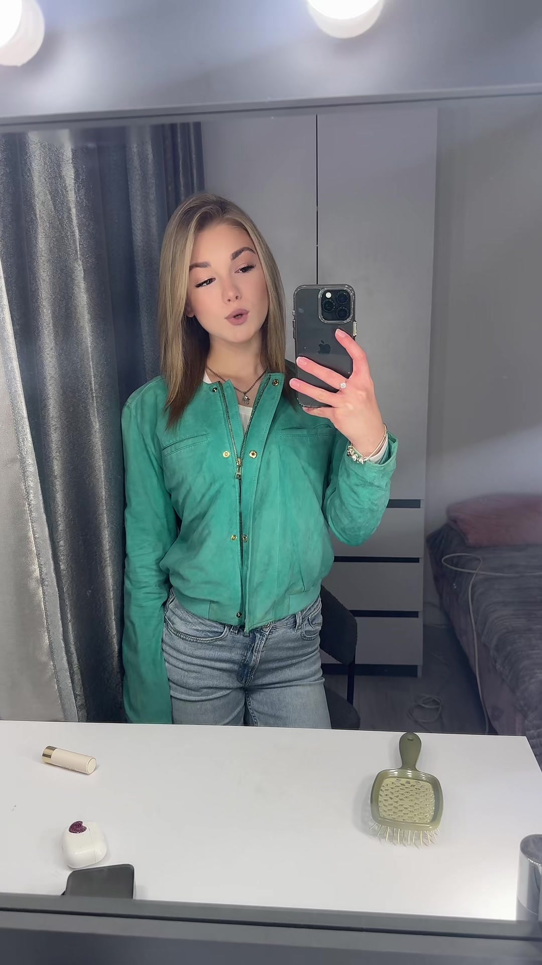 @евкис