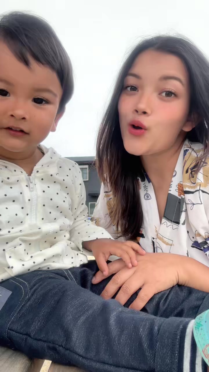 @UNA🥰
