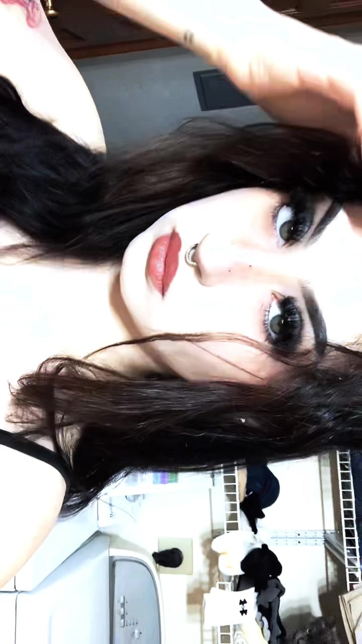 @skylahlove