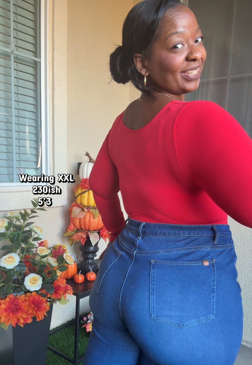 @Ashlei | Curvy Fashion Mama