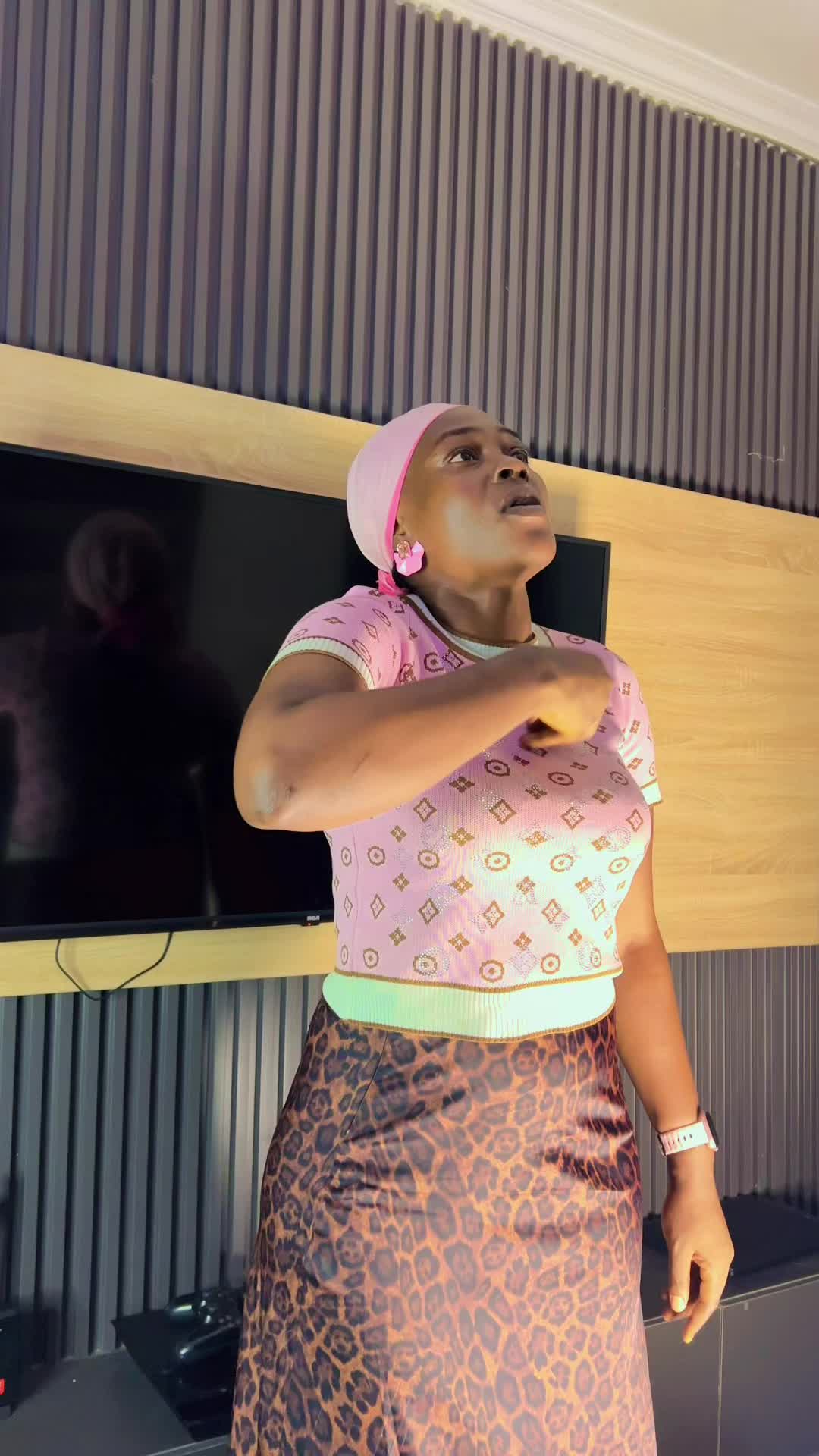 @Annienwamba