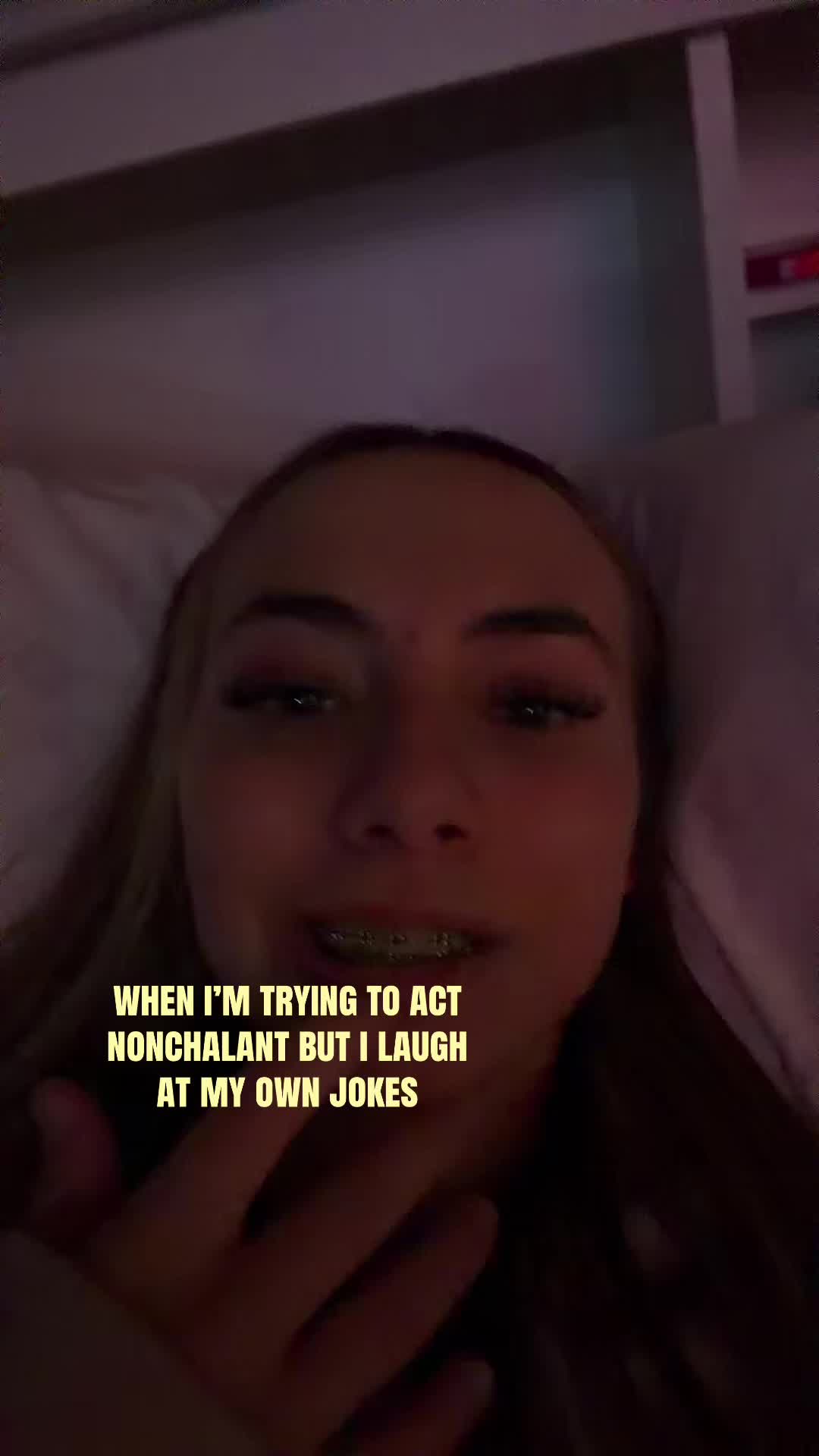 @???