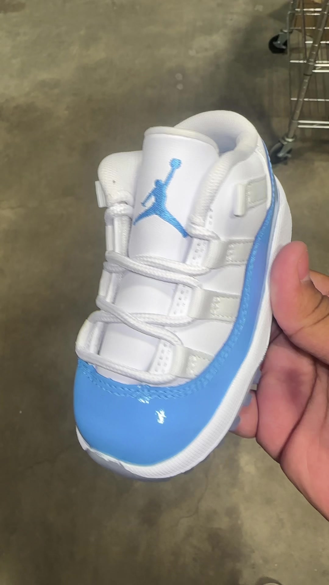 @Trending Sneakers