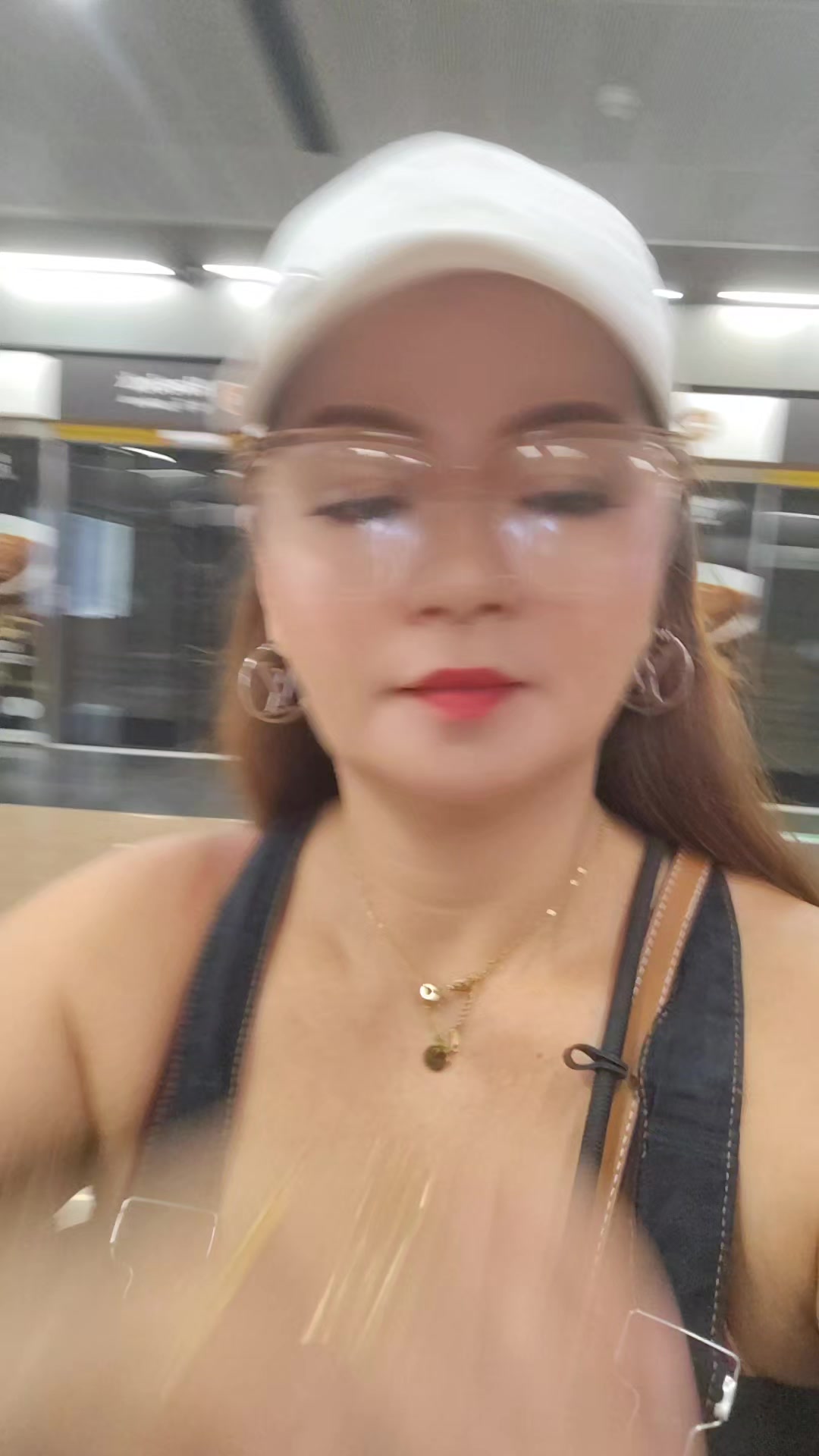 @melflores