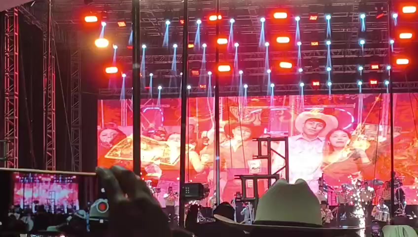 @Erika