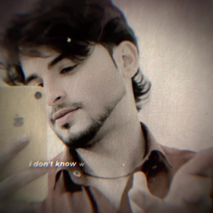 @🖤🥹 KaلEeM_ ᴀɢʜᴀ