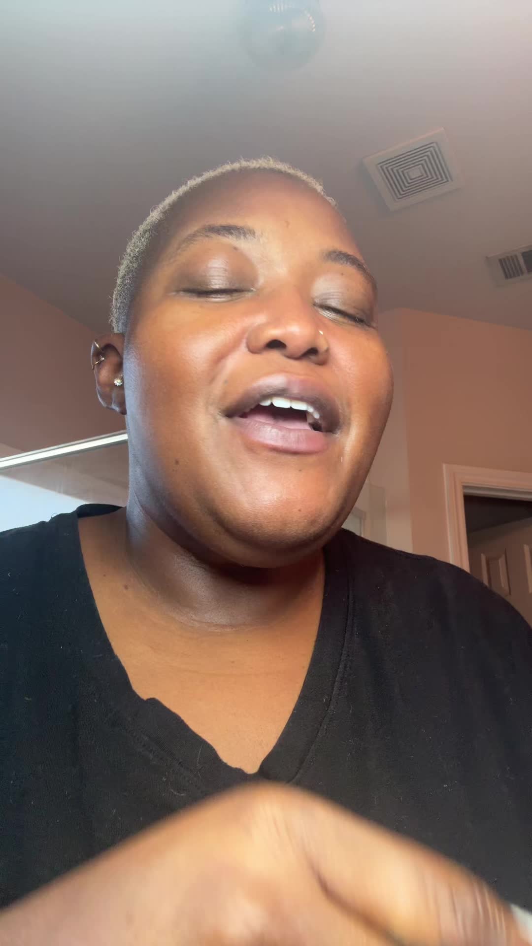 @wherebebe