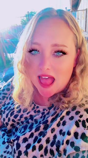 @Ashley1Beauty