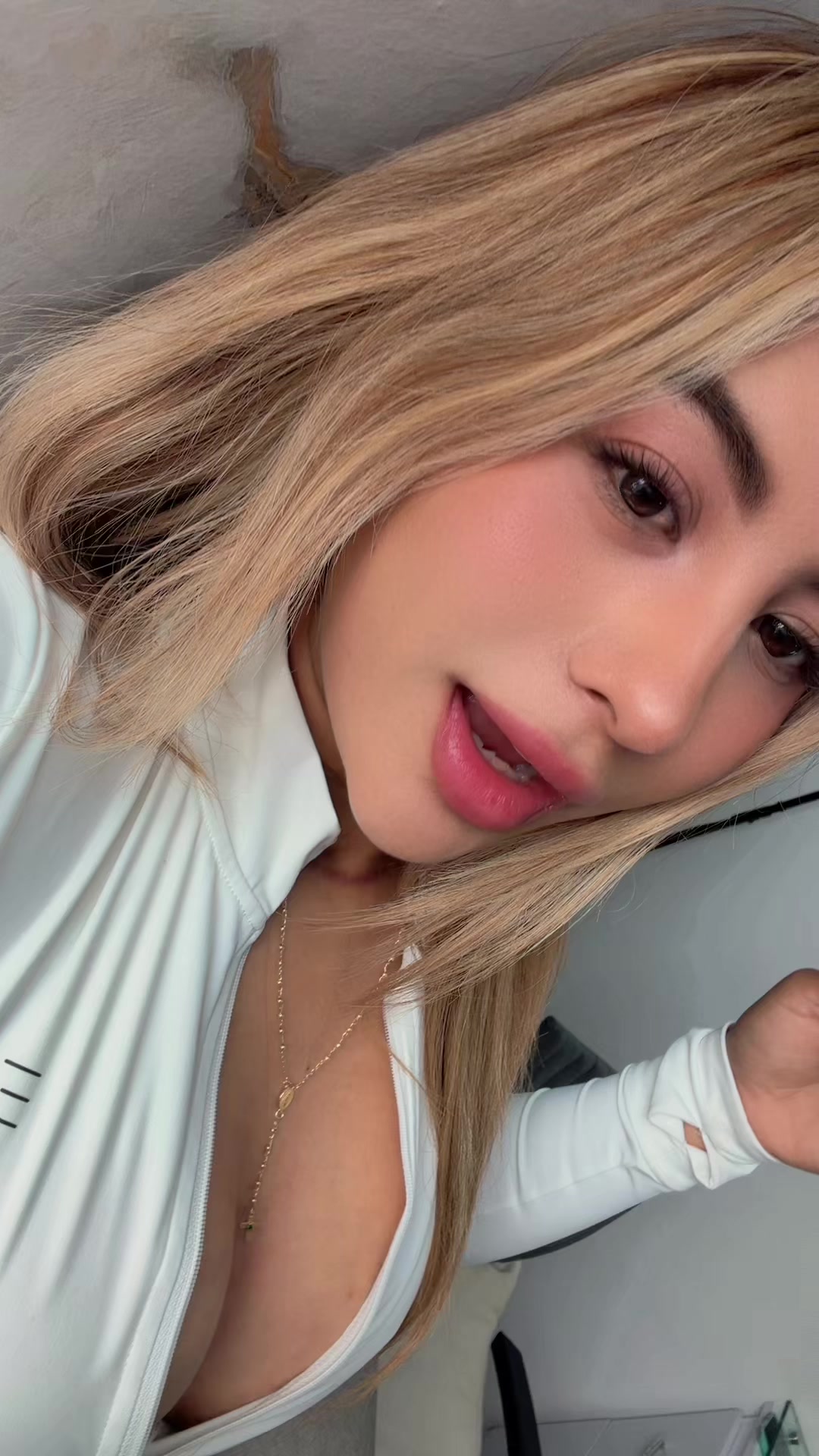 @𝑪𝒂𝒓𝒐𝒍𝒊𝒏𝒂