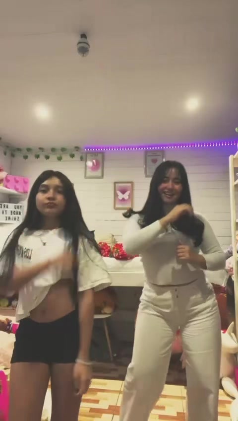@ABRIL 🪽
