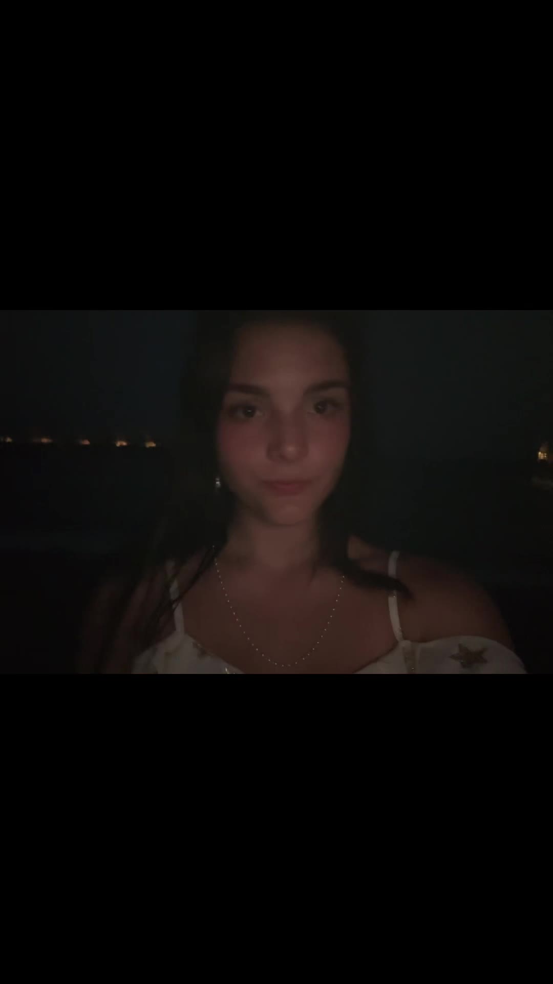 @vikueeess