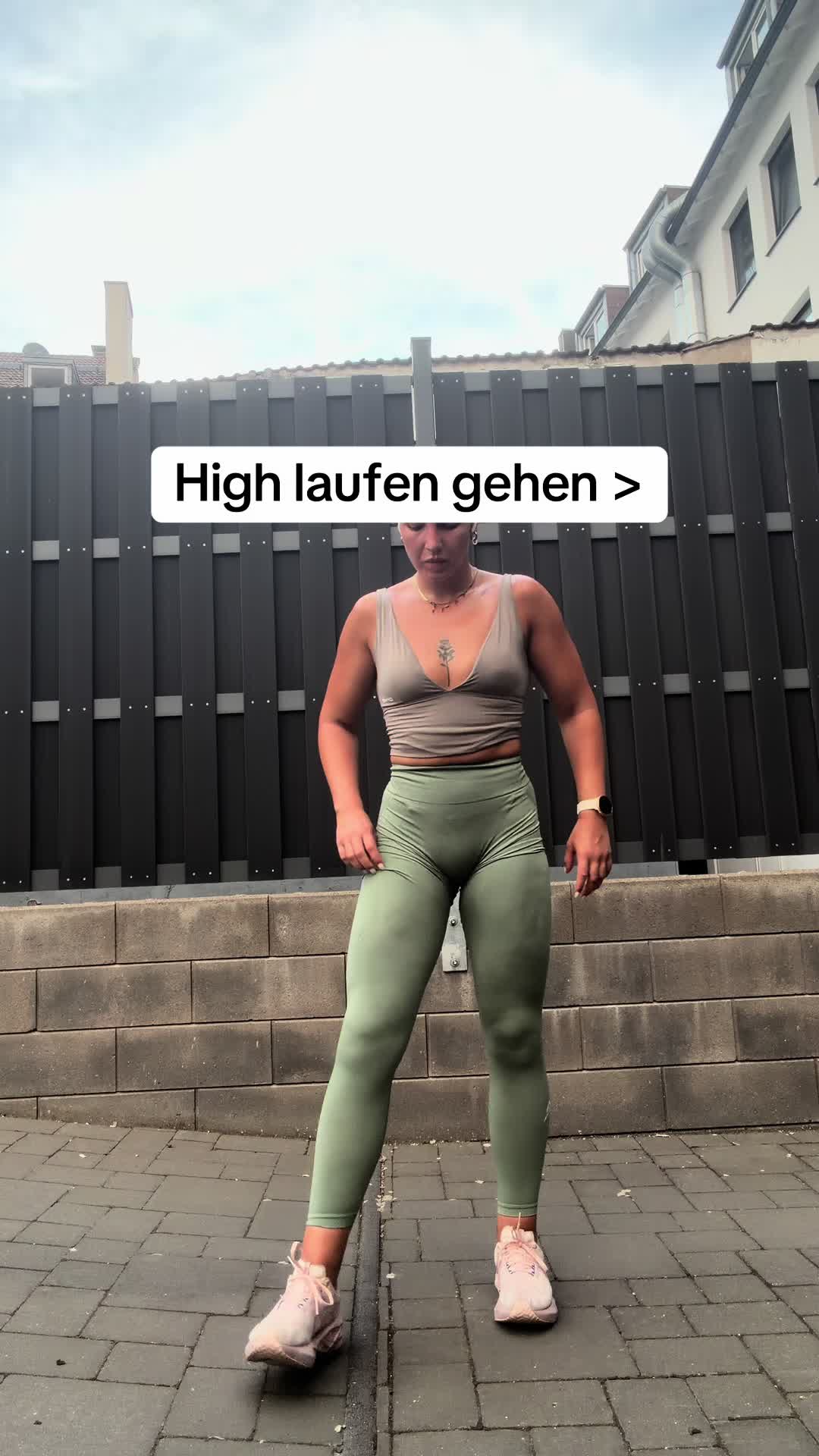 @Laramarieconrads