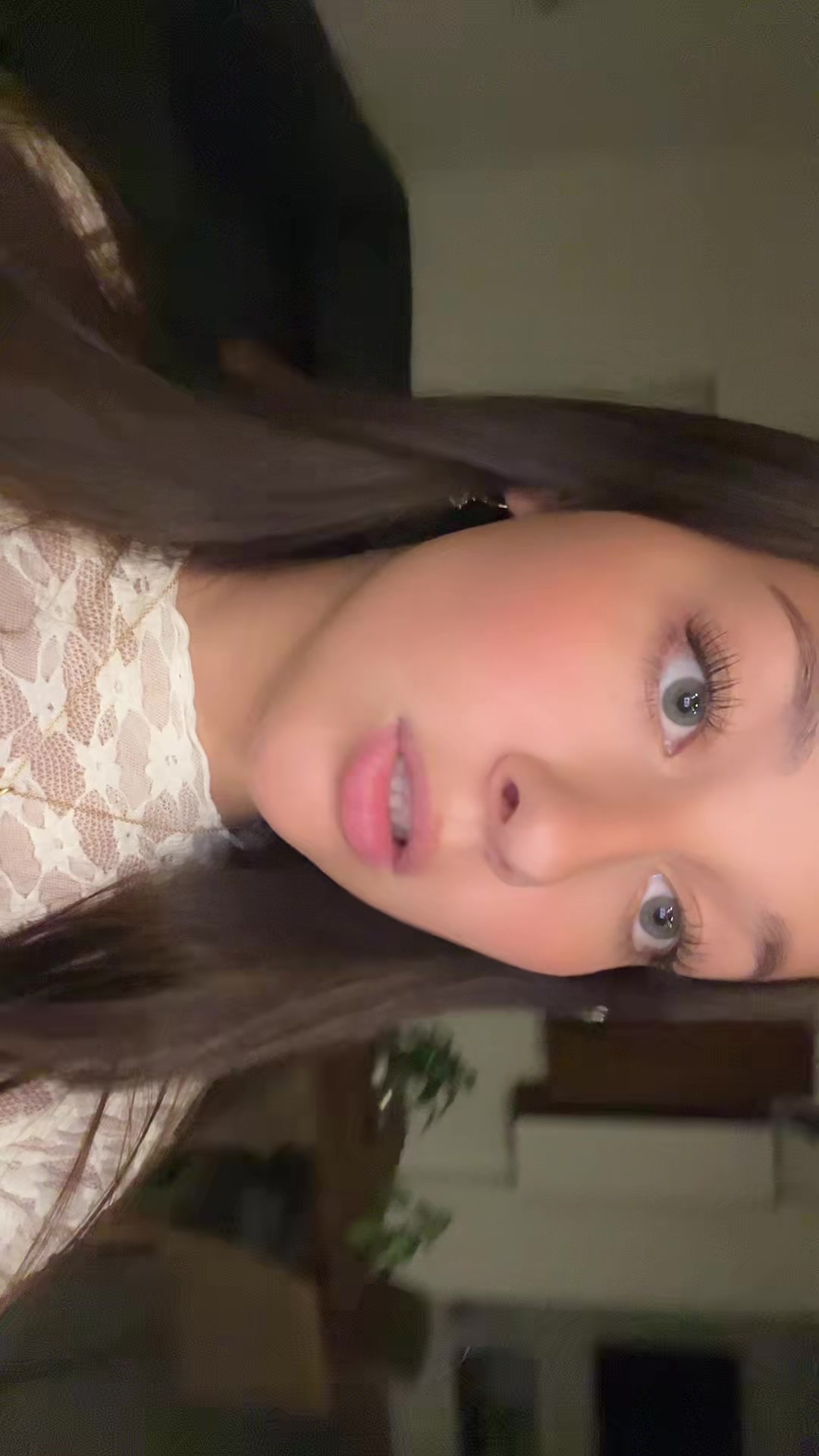 @jolie_zlr