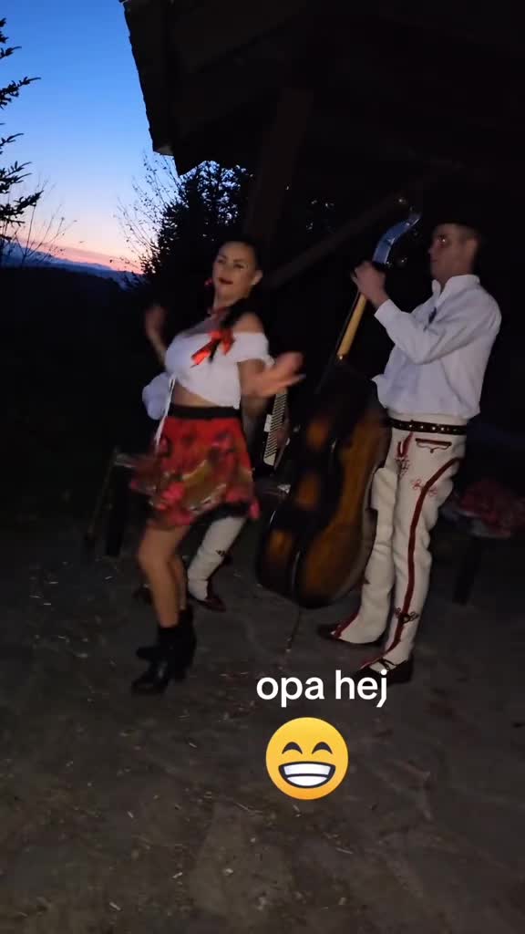 @Góraleczka Kinia 🌹⛰️🏞️🌲