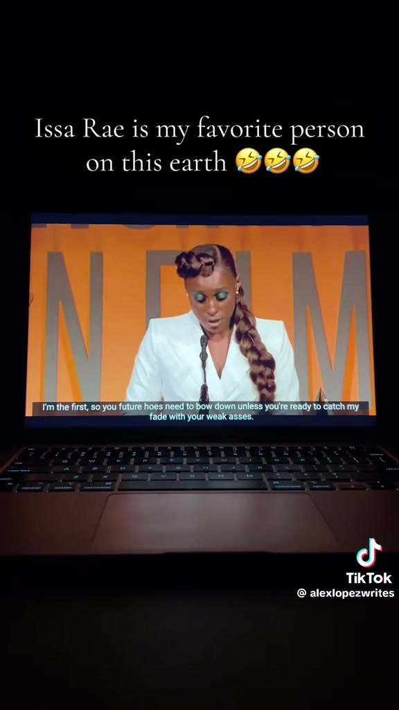 @Jahari +💅 Queen