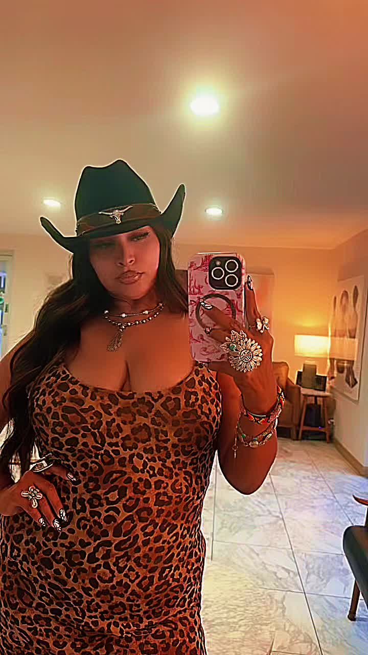 @Angel Gomez