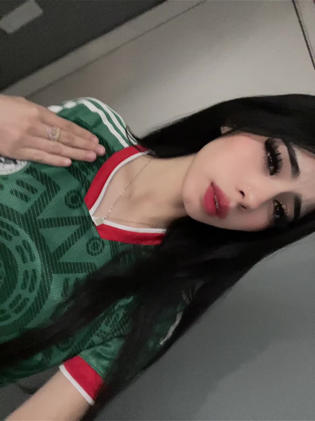 @Kimsita_m