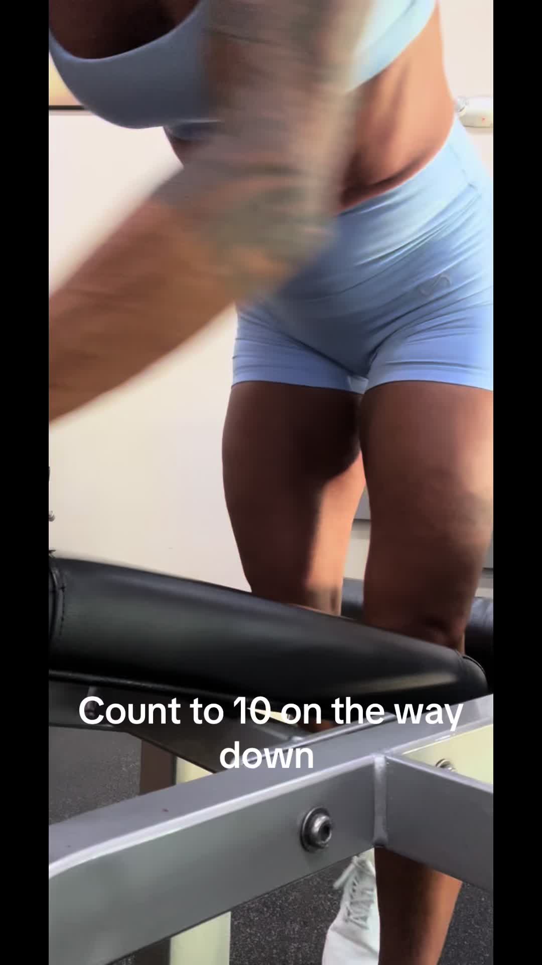 @LisaTidwell_fitafter50