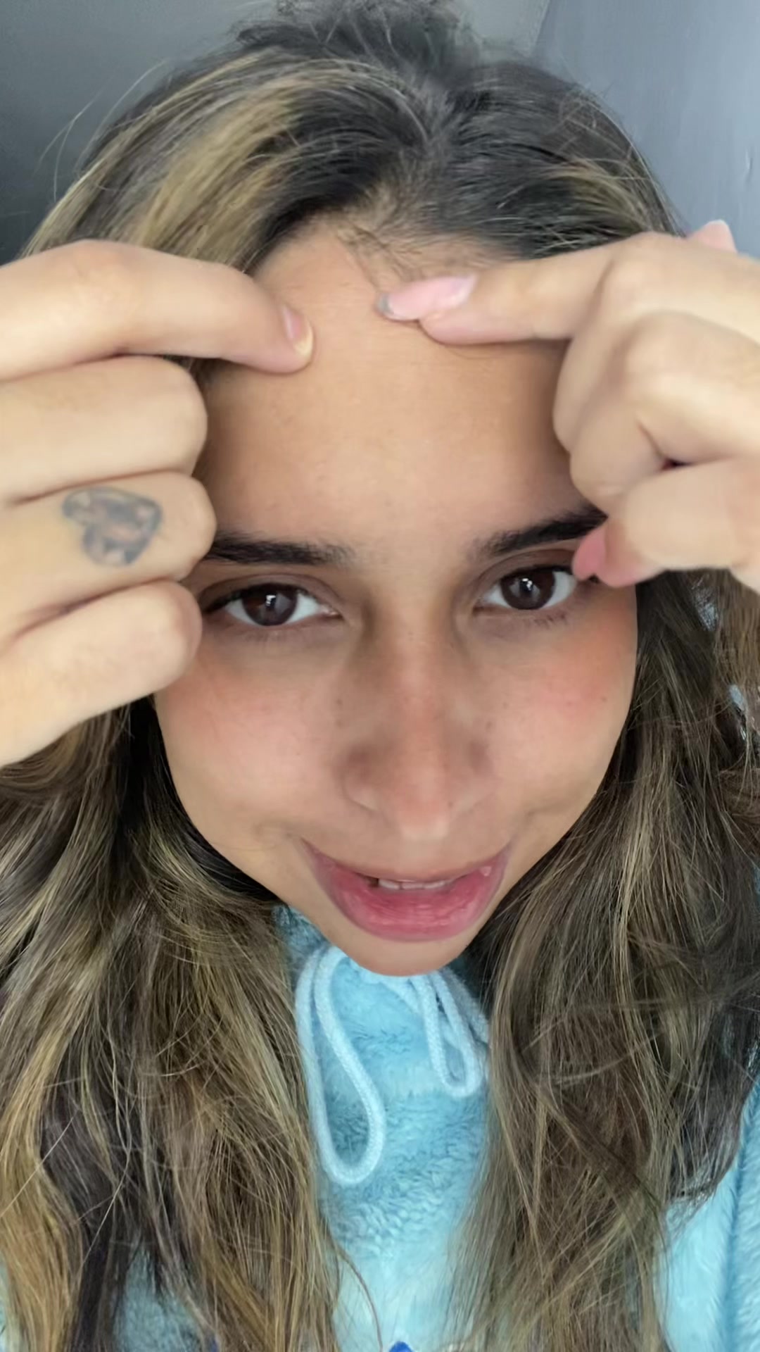 @Priscilinha ✨