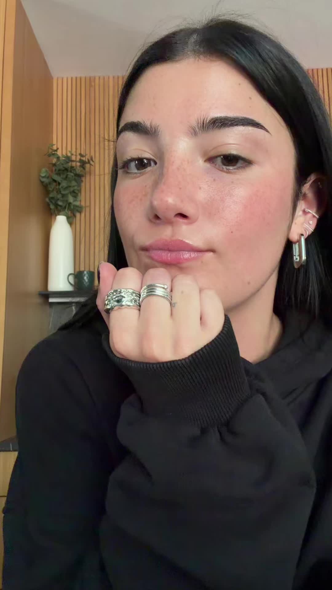 @charli d&rsquo;amelio