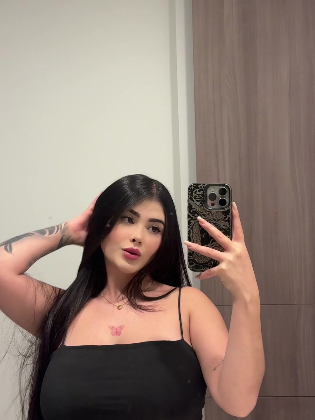 @laurajimnz_oficial