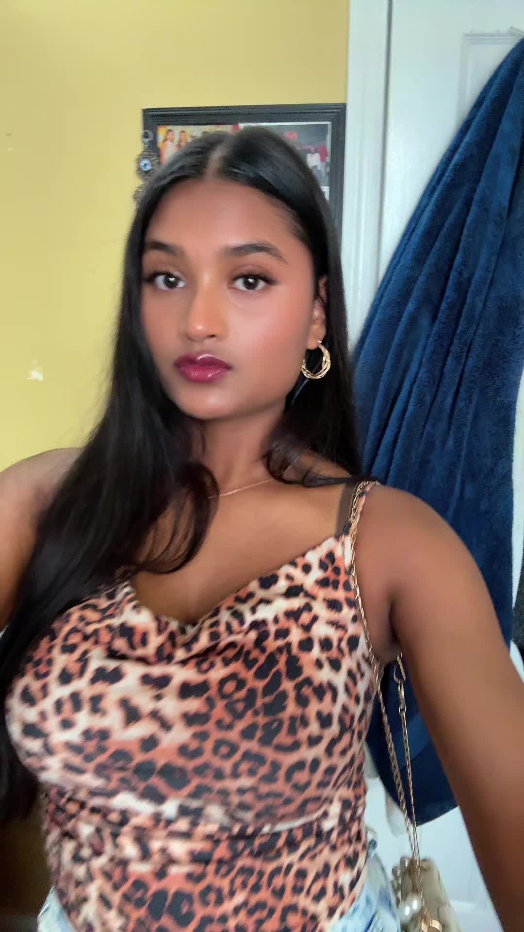 @️