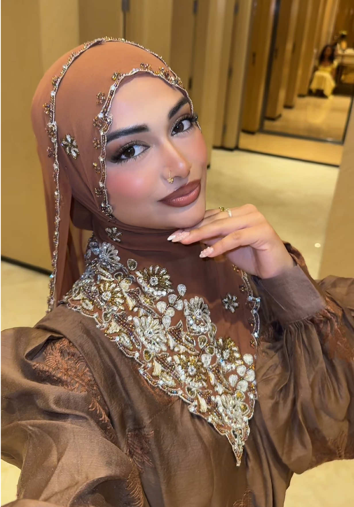 @وحيدة