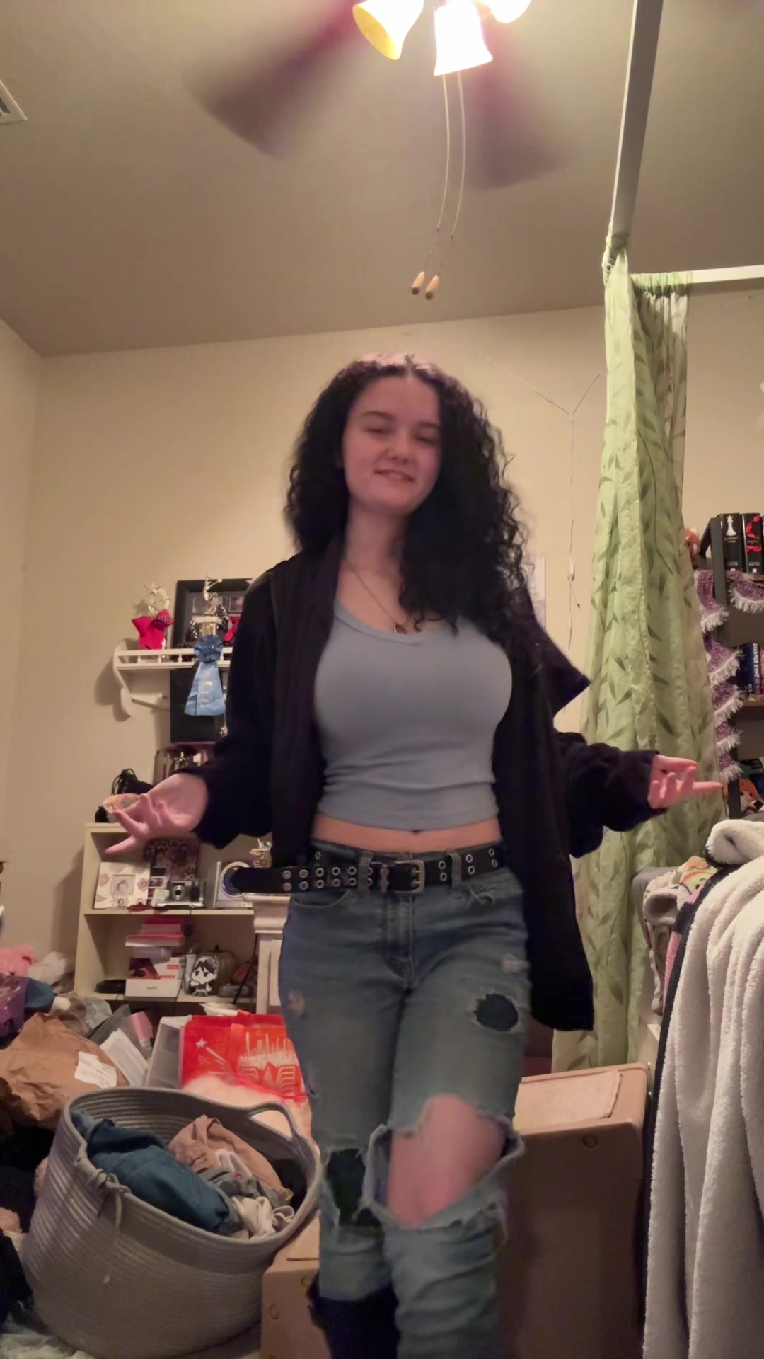 @karleelawson27
