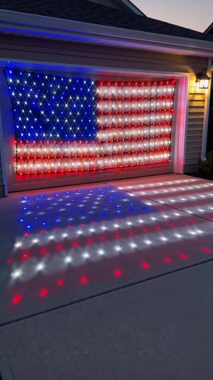 @PresentsHouses