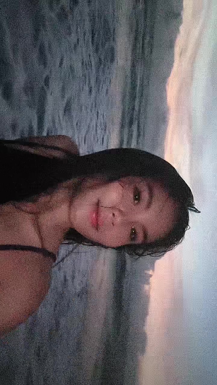 @Cᴀʟʟɪᴇ.