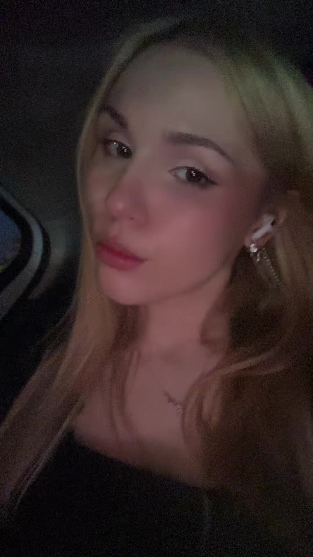 @Аляля